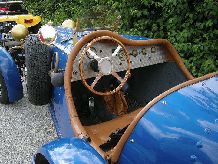 lex LEDL12 Bugatti04