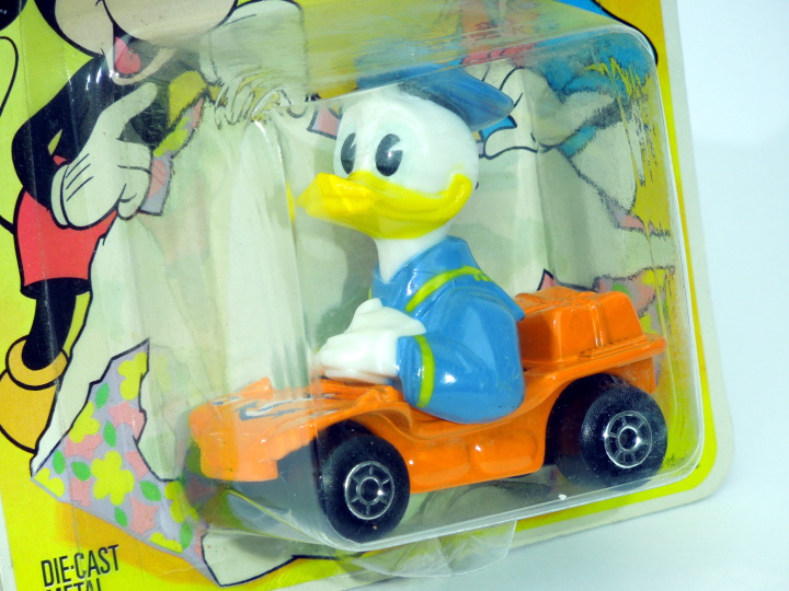 toydiecast002 matchbox donald duck01